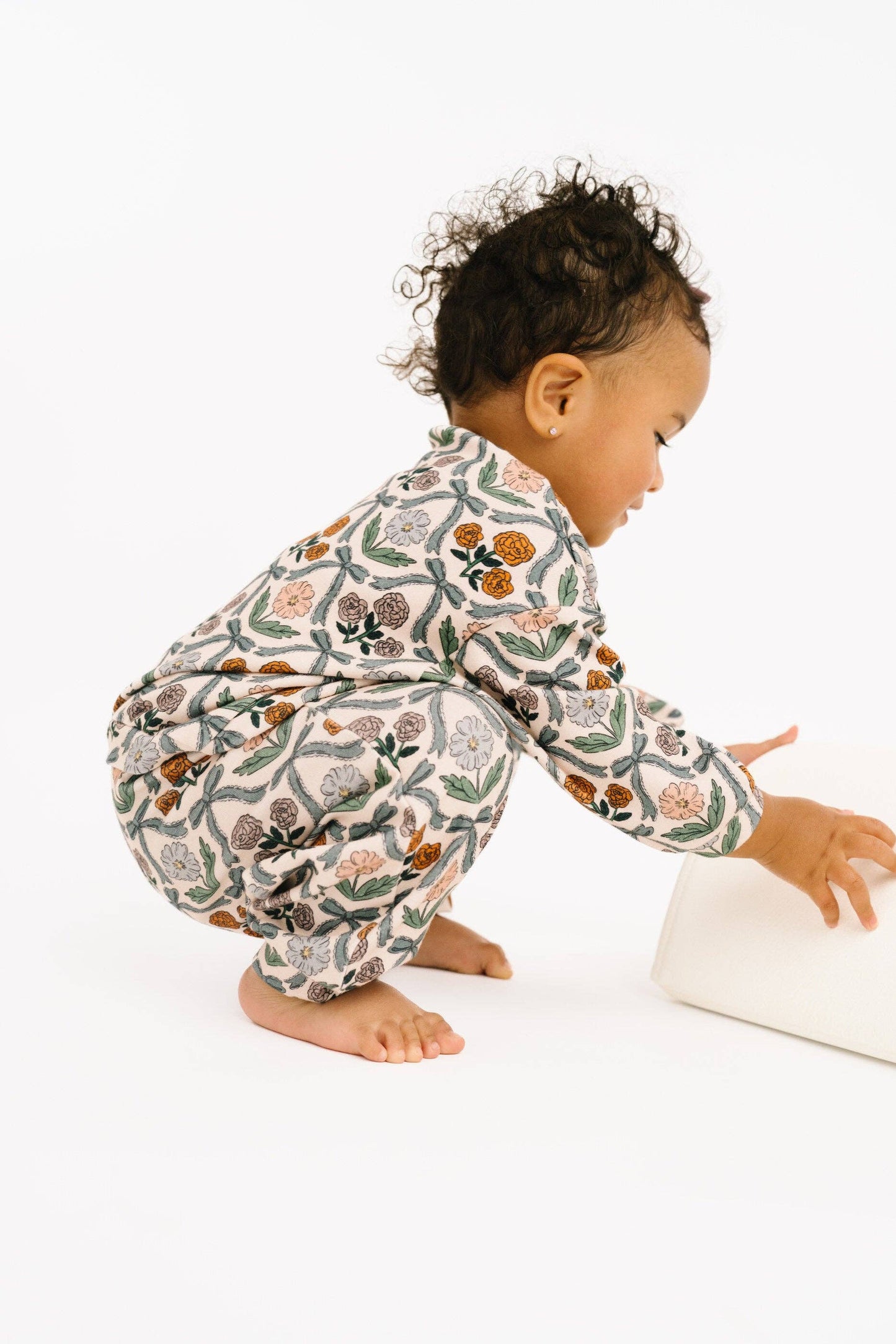 Cottage Bow Sweatsuit