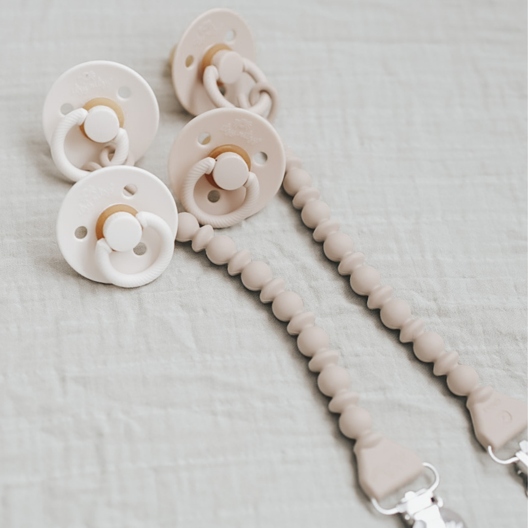 Itzy Soother Pacifier Set