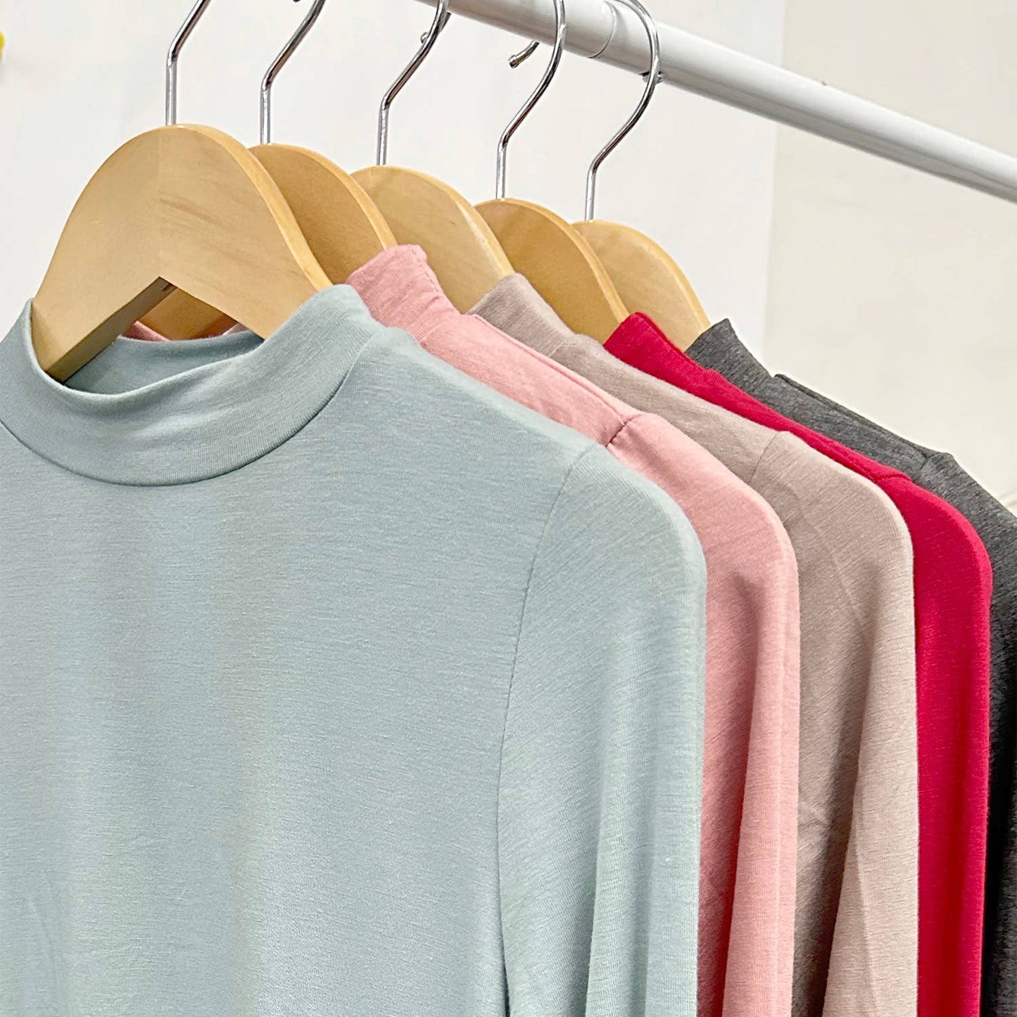 Long Sleeve Mock Neck