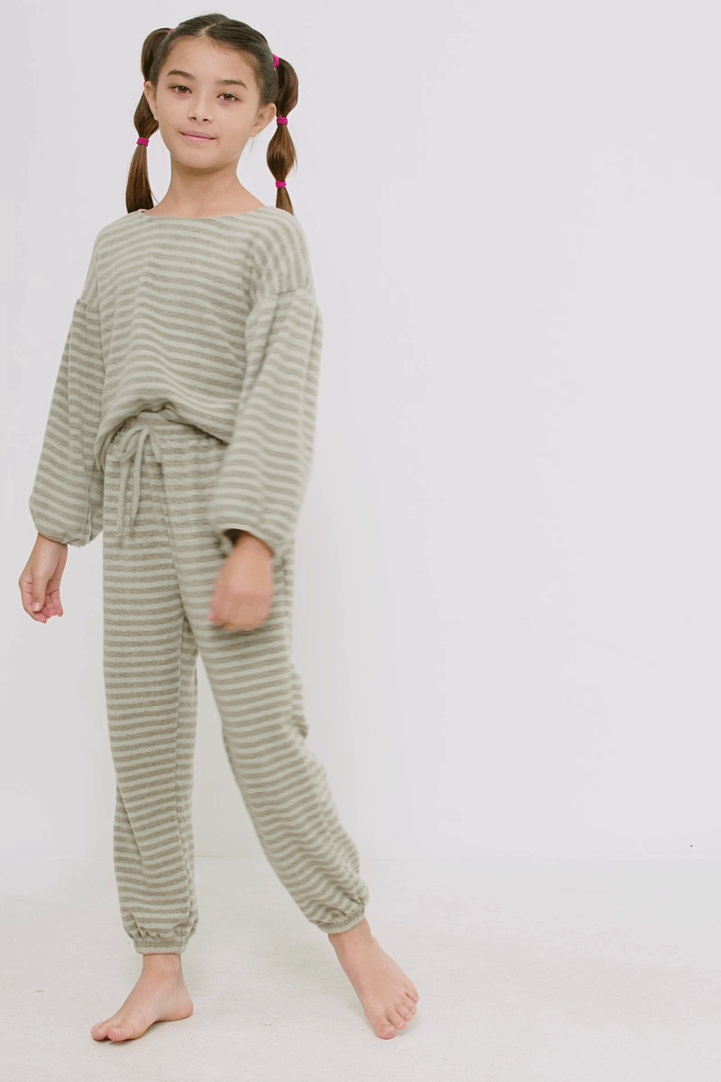 Stripped Puff Sleeve Top