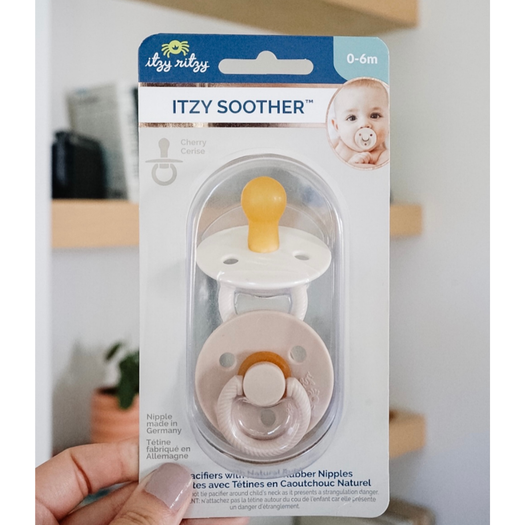 Itzy Soother Pacifier Set