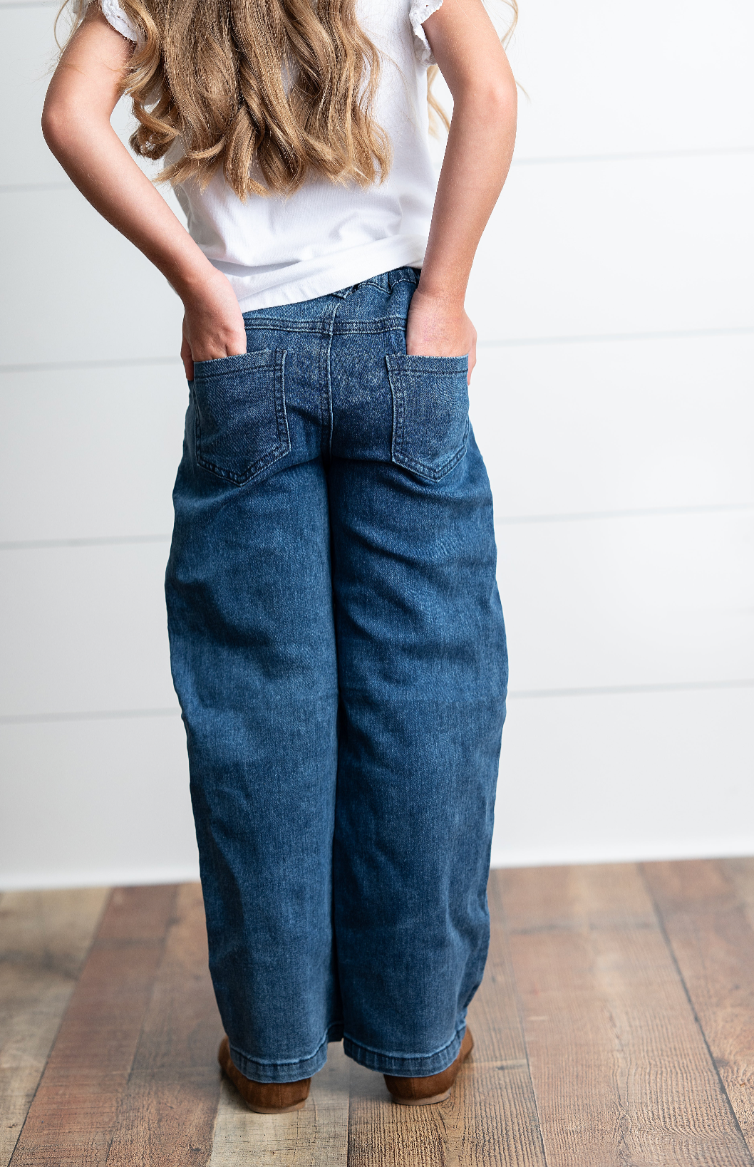 Medium Wash Barrel Jean